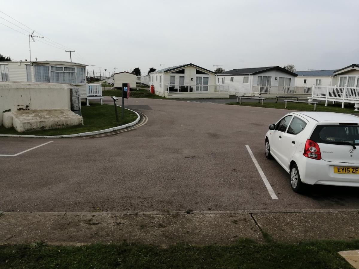617 Seawick Hotel Jaywick Sands Eksteriør billede
